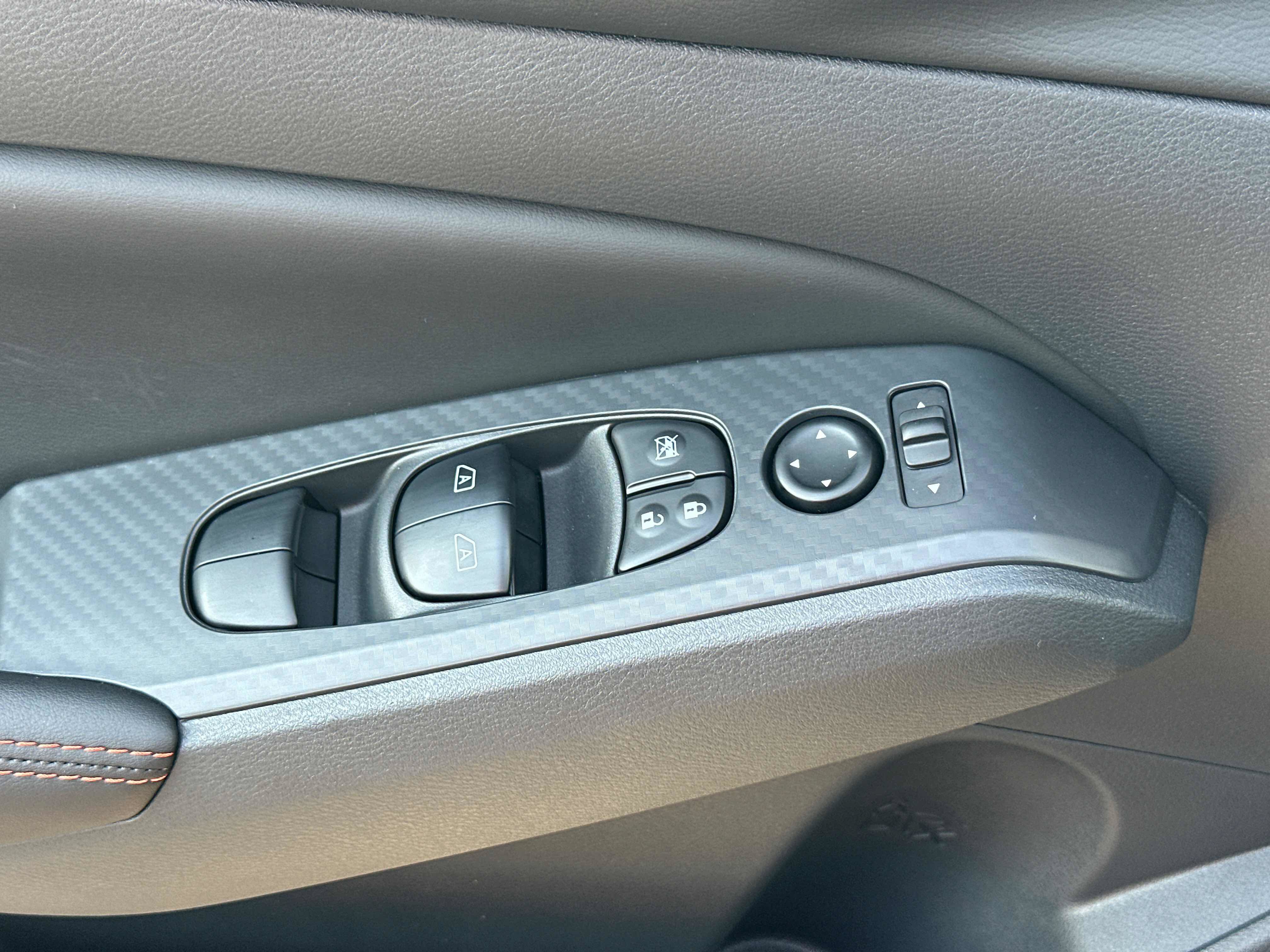 New 2026 Nissan Altima 2.5 SR AWD/4WD image 18