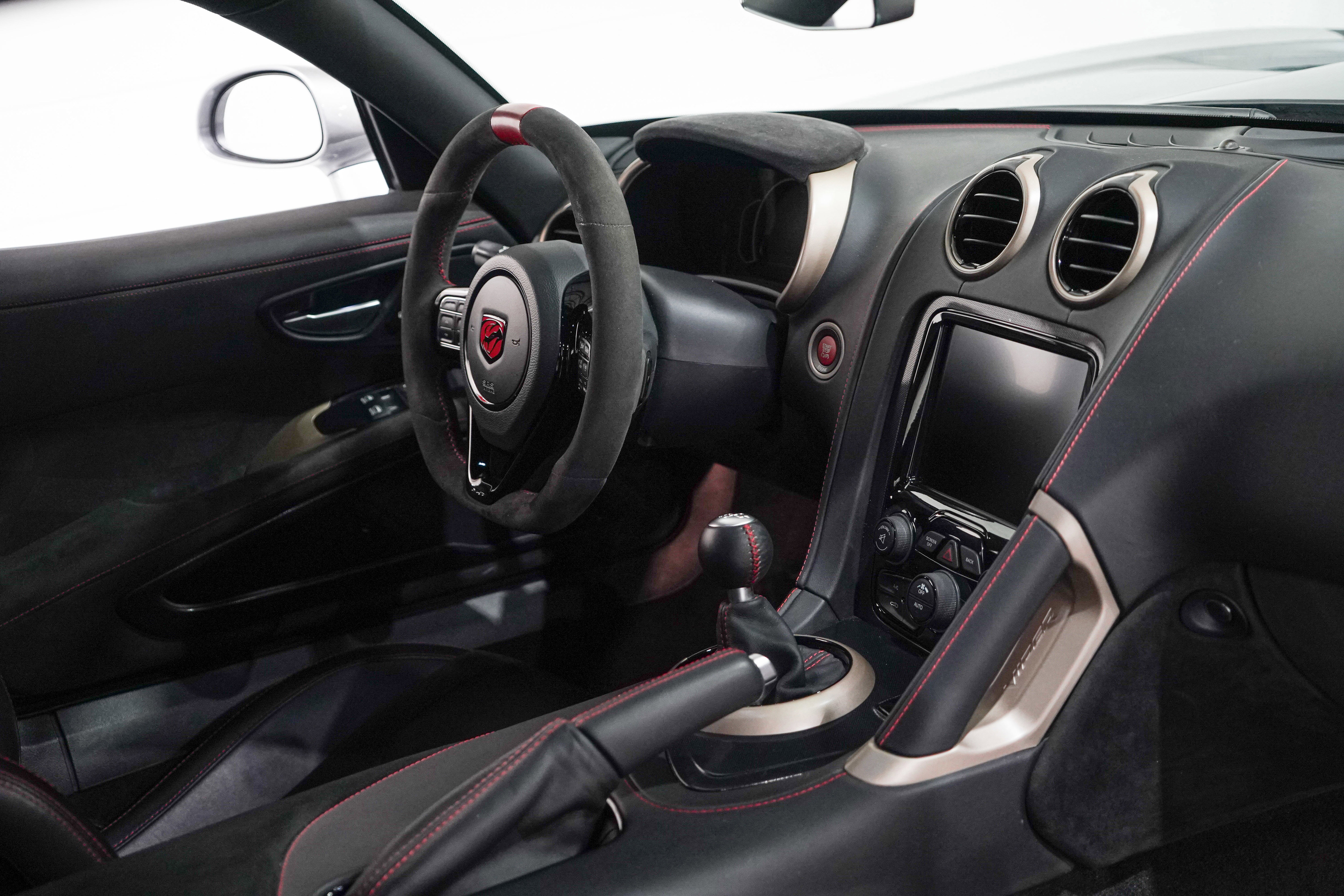 Used 2016 Dodge Viper ACR RWD image 17