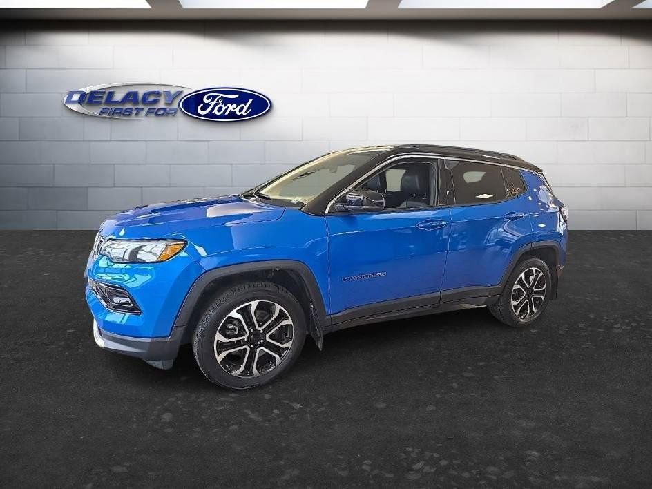 Used 2024 Jeep Compass Limited image 2