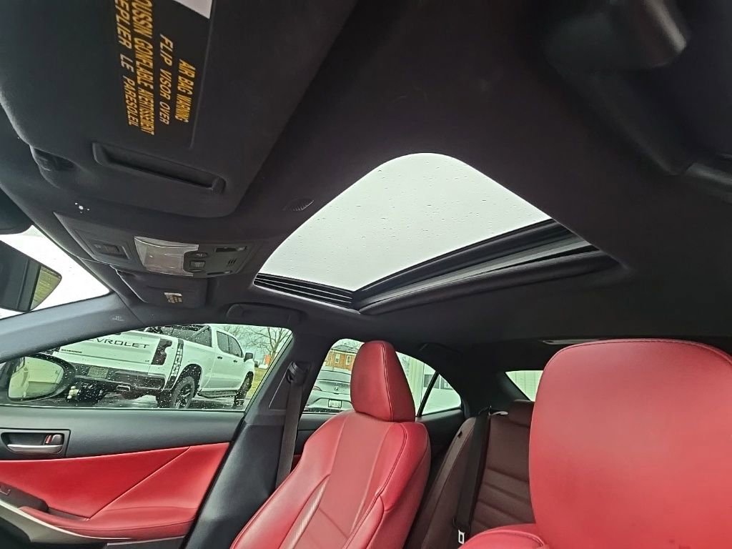 Used 2019 Lexus IS 300 F Sport w/ F Sport Package image 15