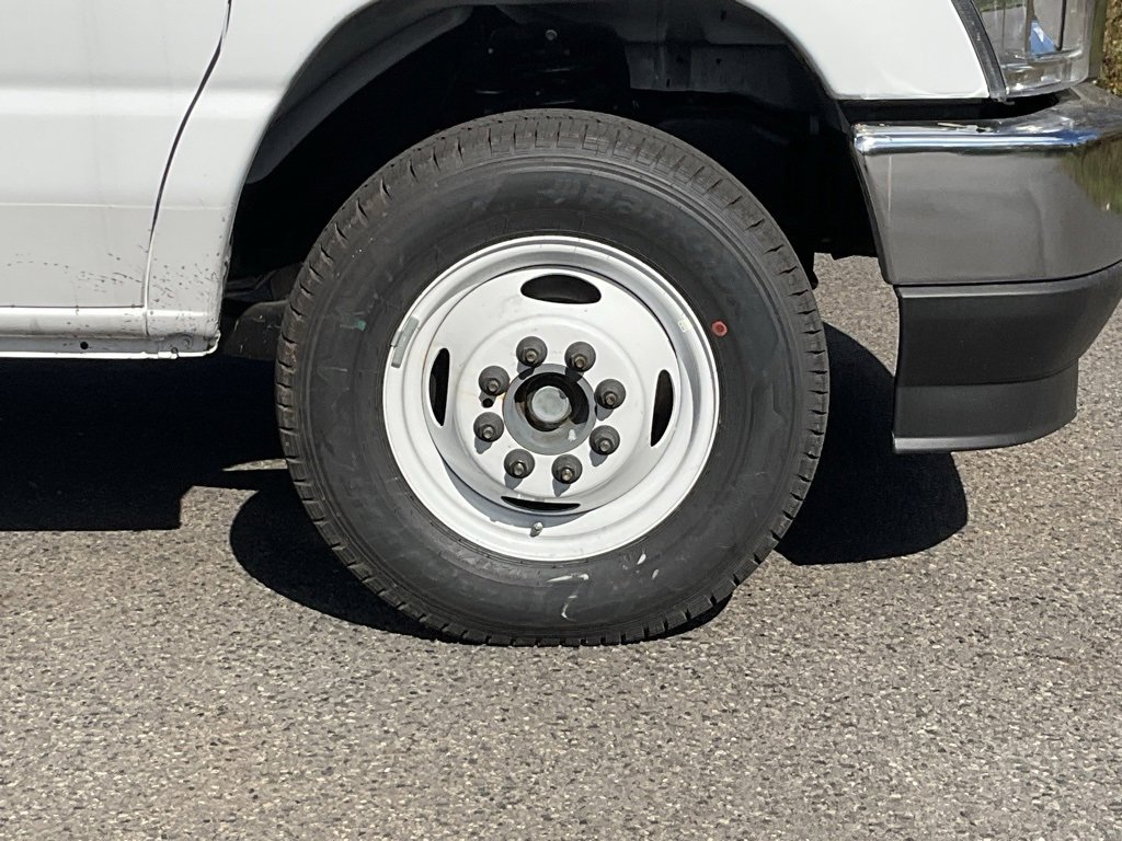 New 2026 Ford E-350 and Econoline 350 Super Duty w/ Power Equipment Group image 26