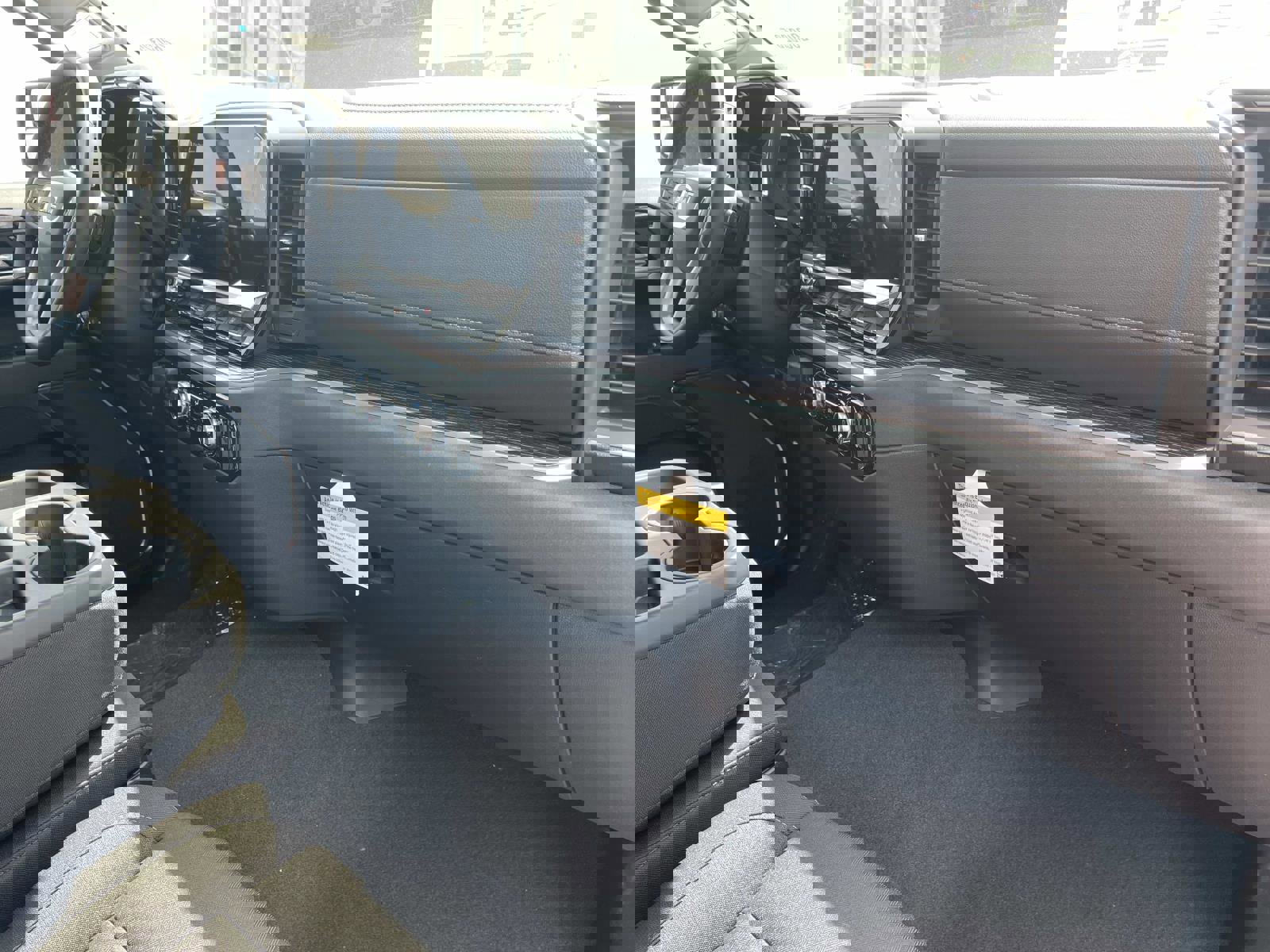 New 2026 GMC Sierra 1500 SLE w/ Preferred Package RWD image 28