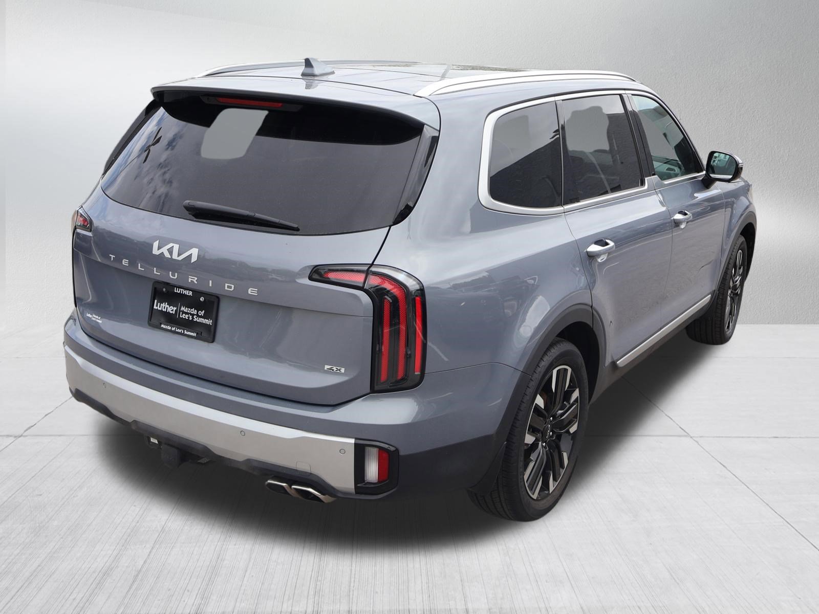 Used 2024 Kia Telluride SX Prestige w/ Towing Package AWD/4WD image 7