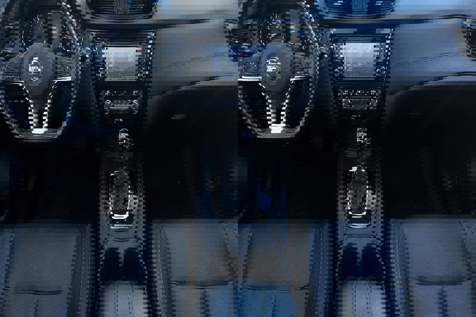 Used 2018 Nissan Rogue SL w/ Premium Package image 4