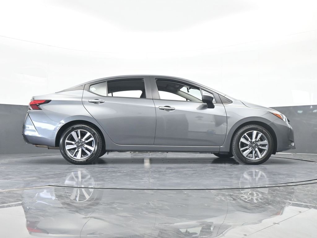 Used 2023 Nissan Versa SV image 59