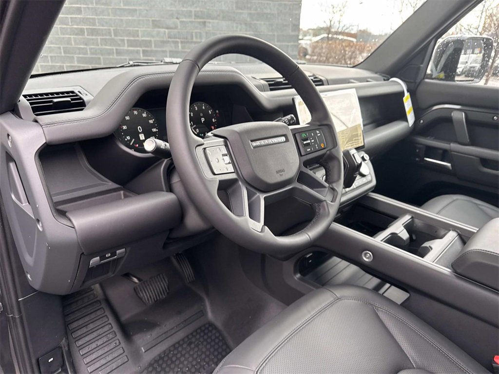 New 2026 Land Rover Defender 110 X-Dynamic SE image 21