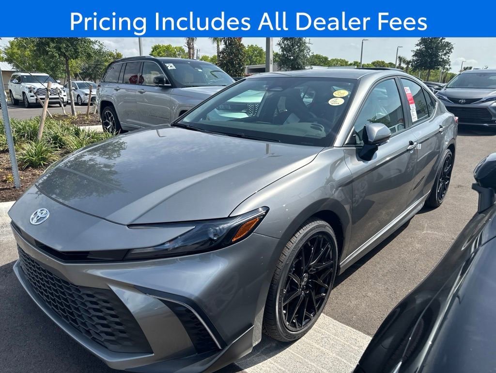 New 2026 Toyota Camry SE FWD image 1