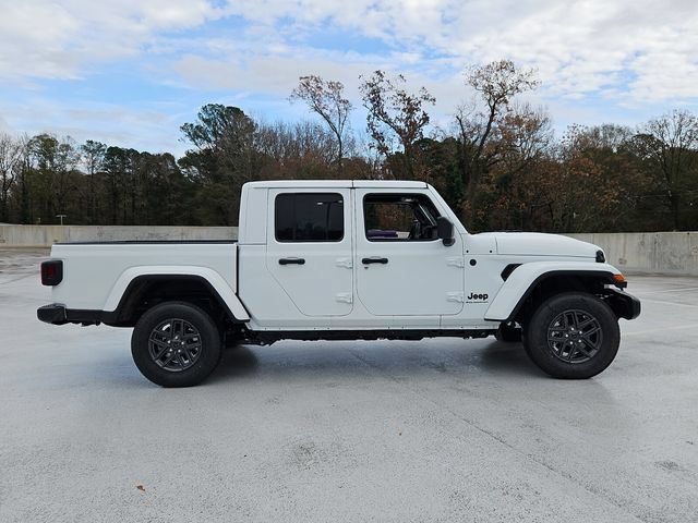 New 2026 Jeep Gladiator Sport AWD/4WD image 17