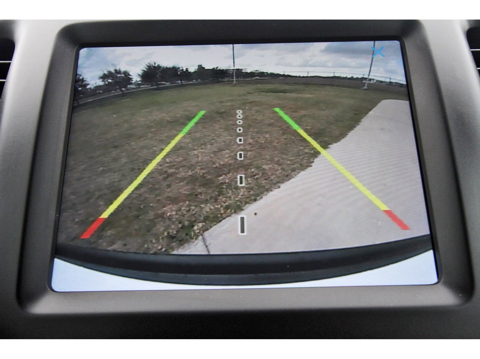 Used 2022 Jeep Cherokee Latitude Lux w/ Sun & Sound Group image 26