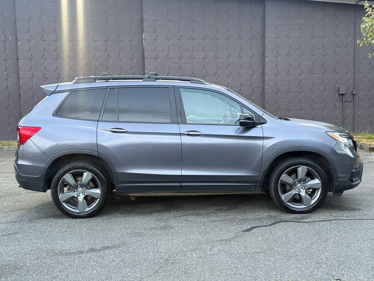 Used 2020 Honda Passport Touring image 3