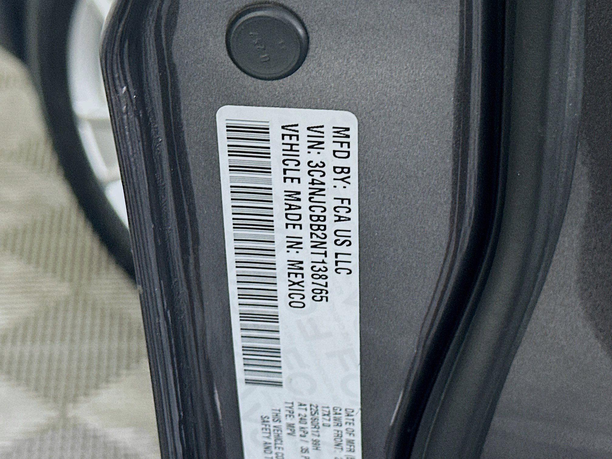 Used 2022 Jeep Compass Latitude image 12