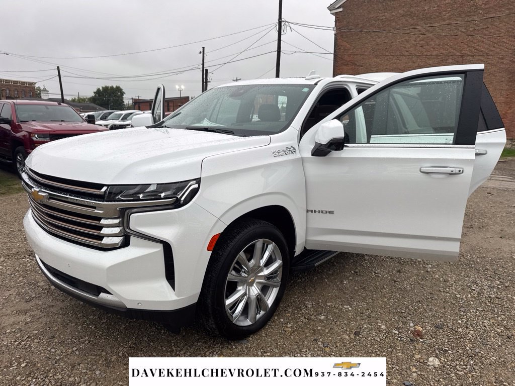 Used 2024 Chevrolet Tahoe High Country AWD/4WD image 36