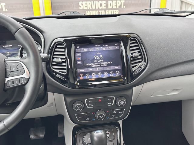 Used 2021 Jeep Compass Limited image 27