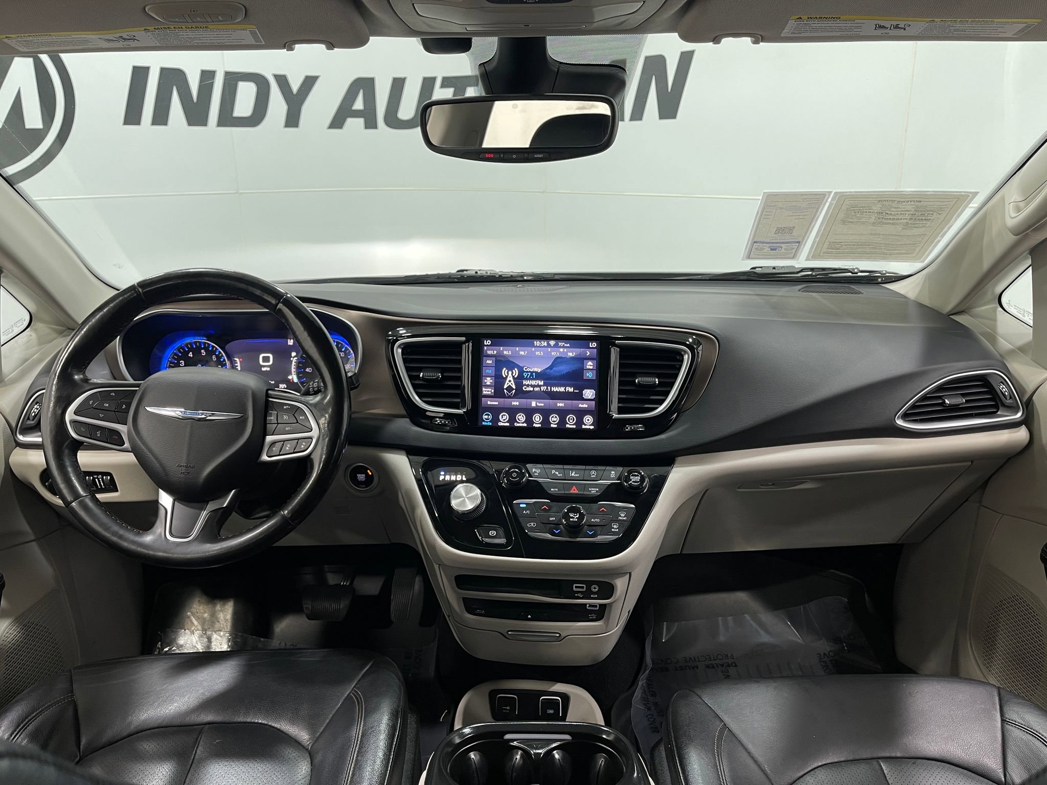 Used 2019 Chrysler Pacifica Touring-L Plus w/ Advanced Safetytec Group FWD image 19