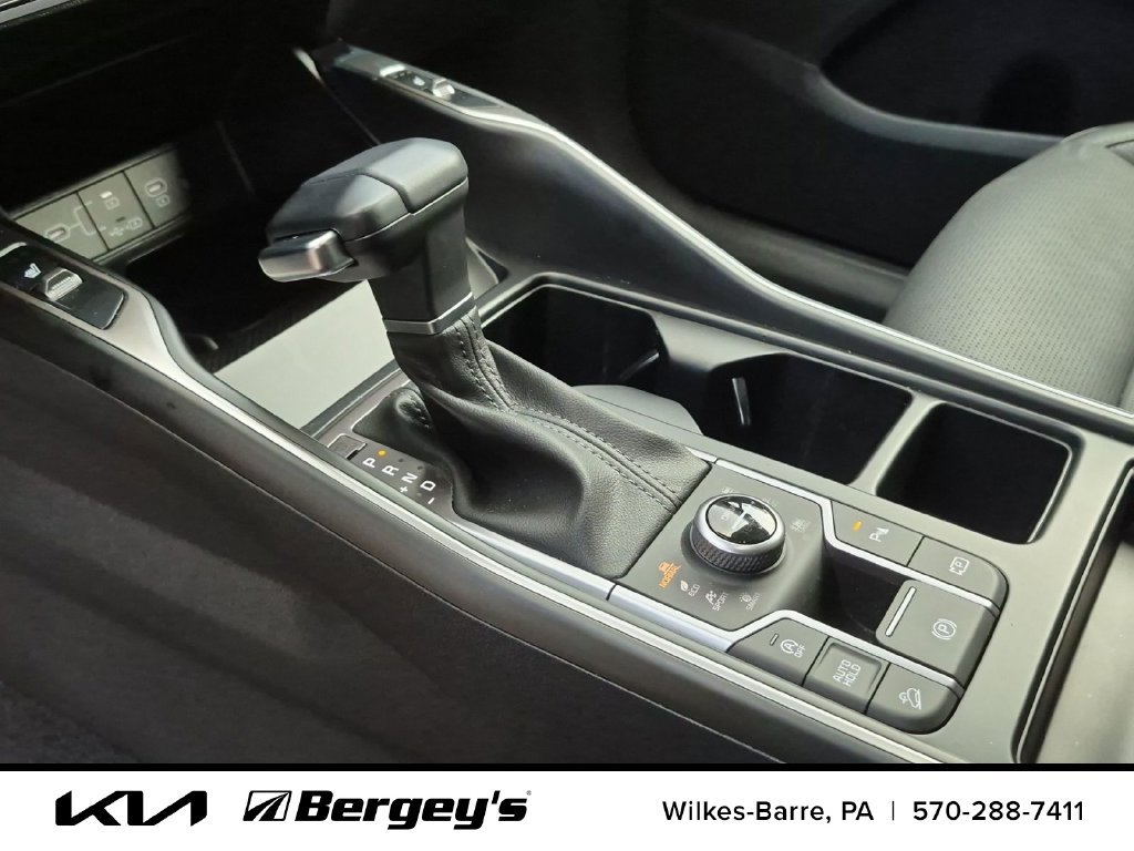 Certified 2026 Kia Sorento S w/ S Panoramic Sunroof Package AWD/4WD image 29