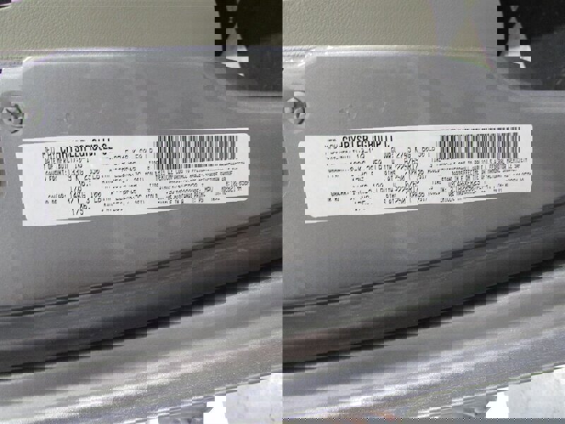 Used 2014 Chrysler Town & Country Touring image 50