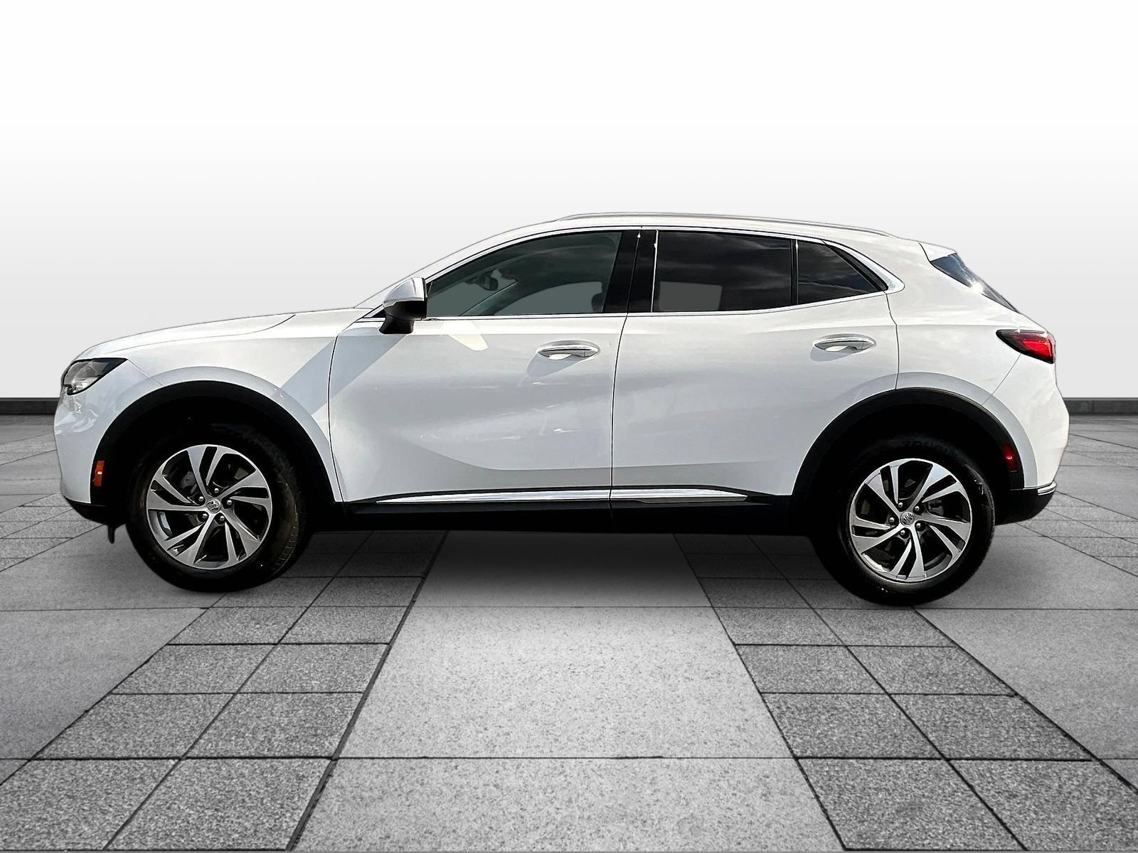 Used 2023 Buick Envision Essence FWD image 8