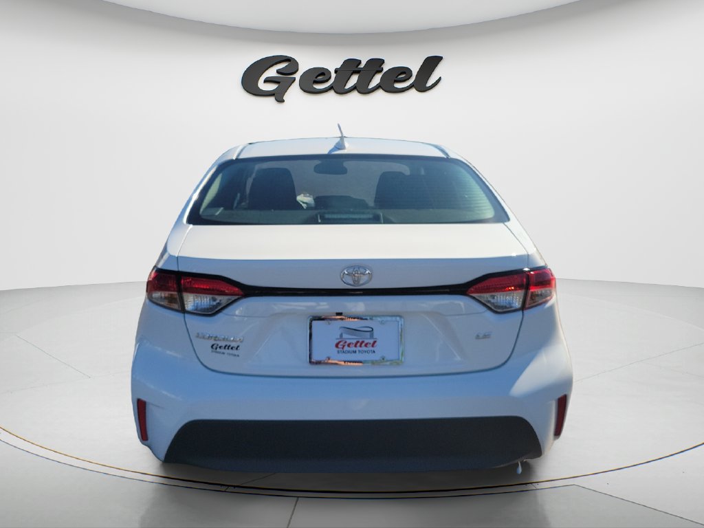 Used 2025 Toyota Corolla LE FWD image 6