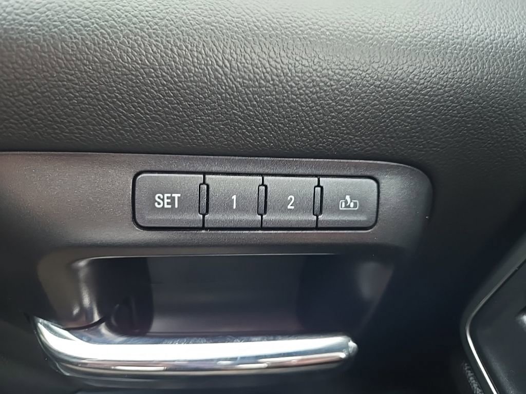 Used 2019 Chevrolet Silverado 3500 LTZ w/ Duramax Plus Package image 23