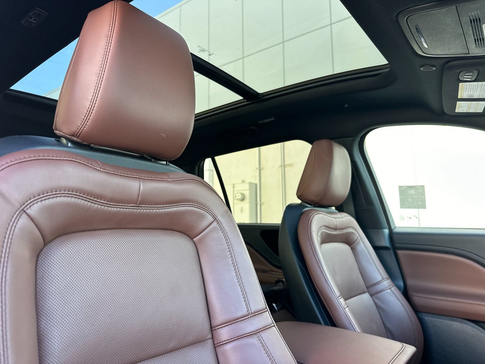 New 2026 Lincoln Aviator Reserve AWD/4WD image 17
