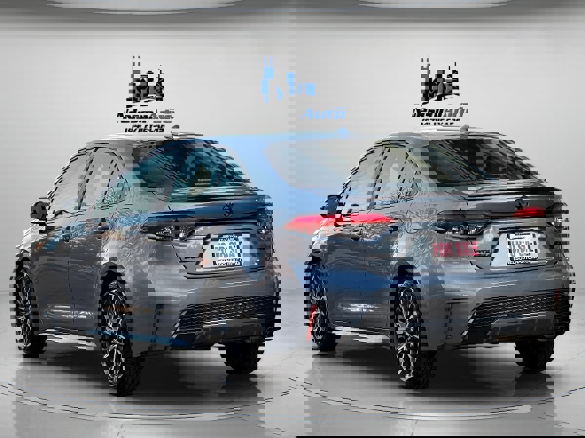 Used 2022 Toyota Corolla XSE image 7