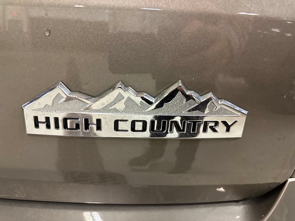 Certified 2020 Chevrolet Traverse High Country w/ LPO, Floor Liner Package AWD/4WD image 37