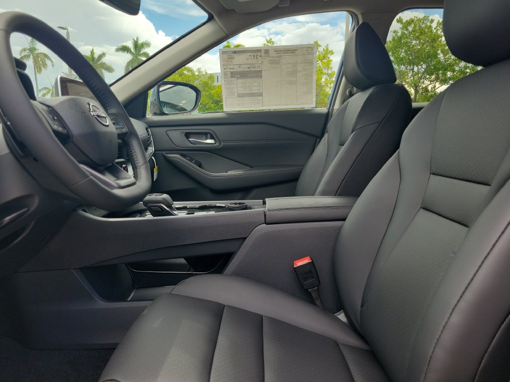 New 2026 Nissan Rogue Dark Armor AWD/4WD image 23