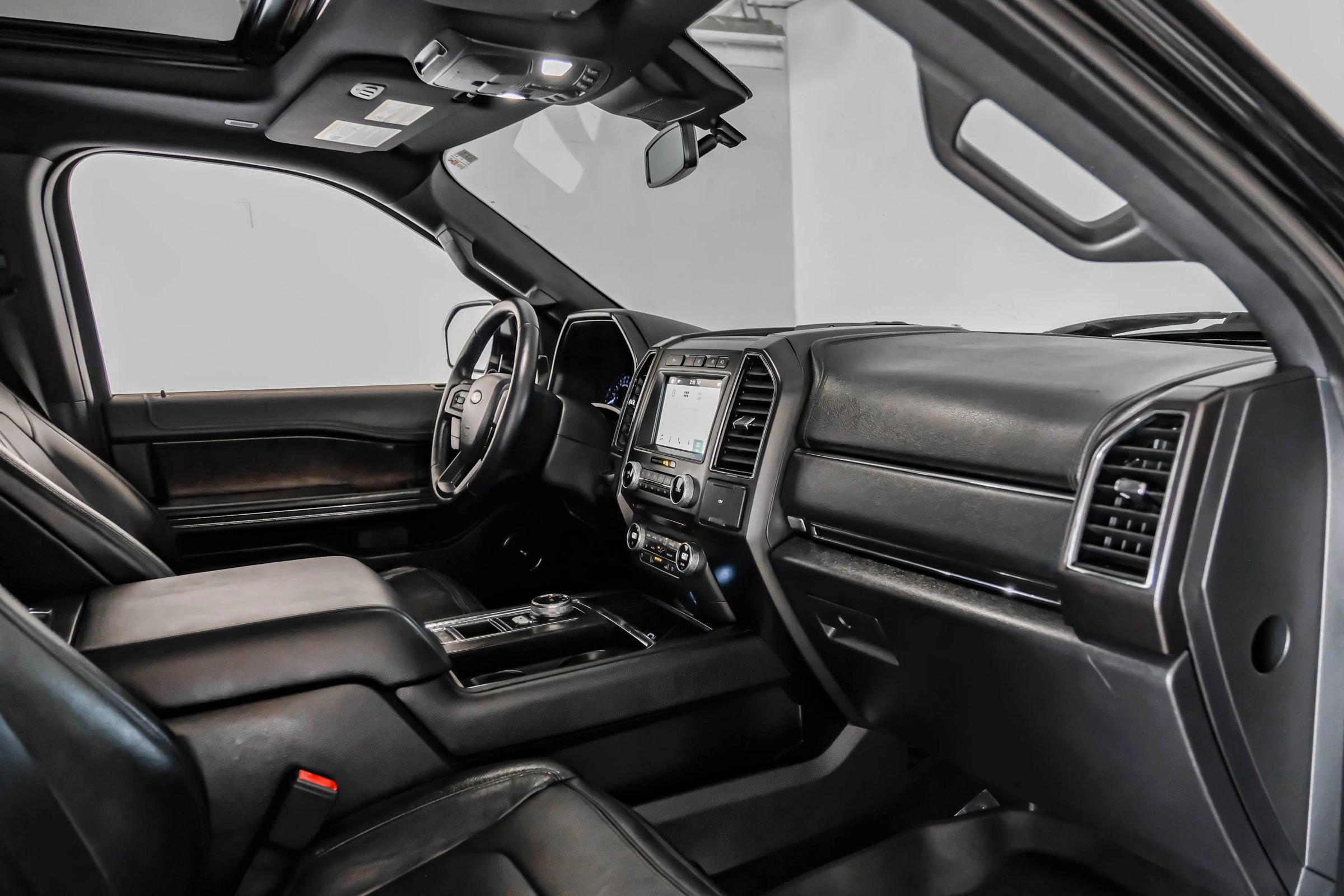 Used 2018 Ford Expedition Max Limited w/ Equipment Group 302A image 12