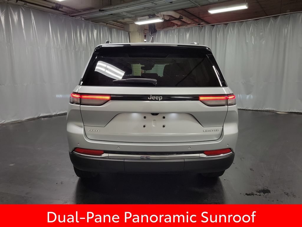 Used 2023 Jeep Grand Cherokee Limited AWD/4WD image 7