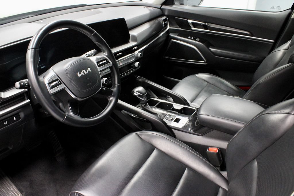 Used 2025 Kia Telluride S AWD/4WD image 24