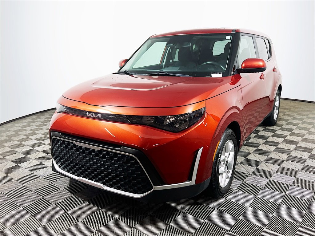 Used 2023 Kia Soul LX w/ Option Group 015 image 4