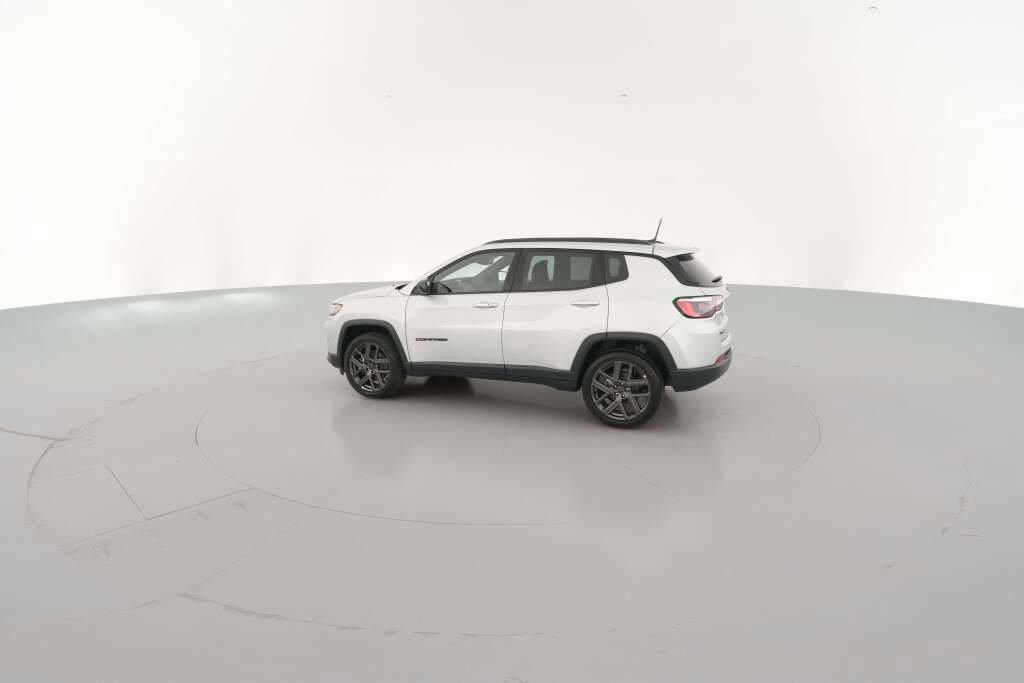 New 2026 Jeep Compass Latitude image 7