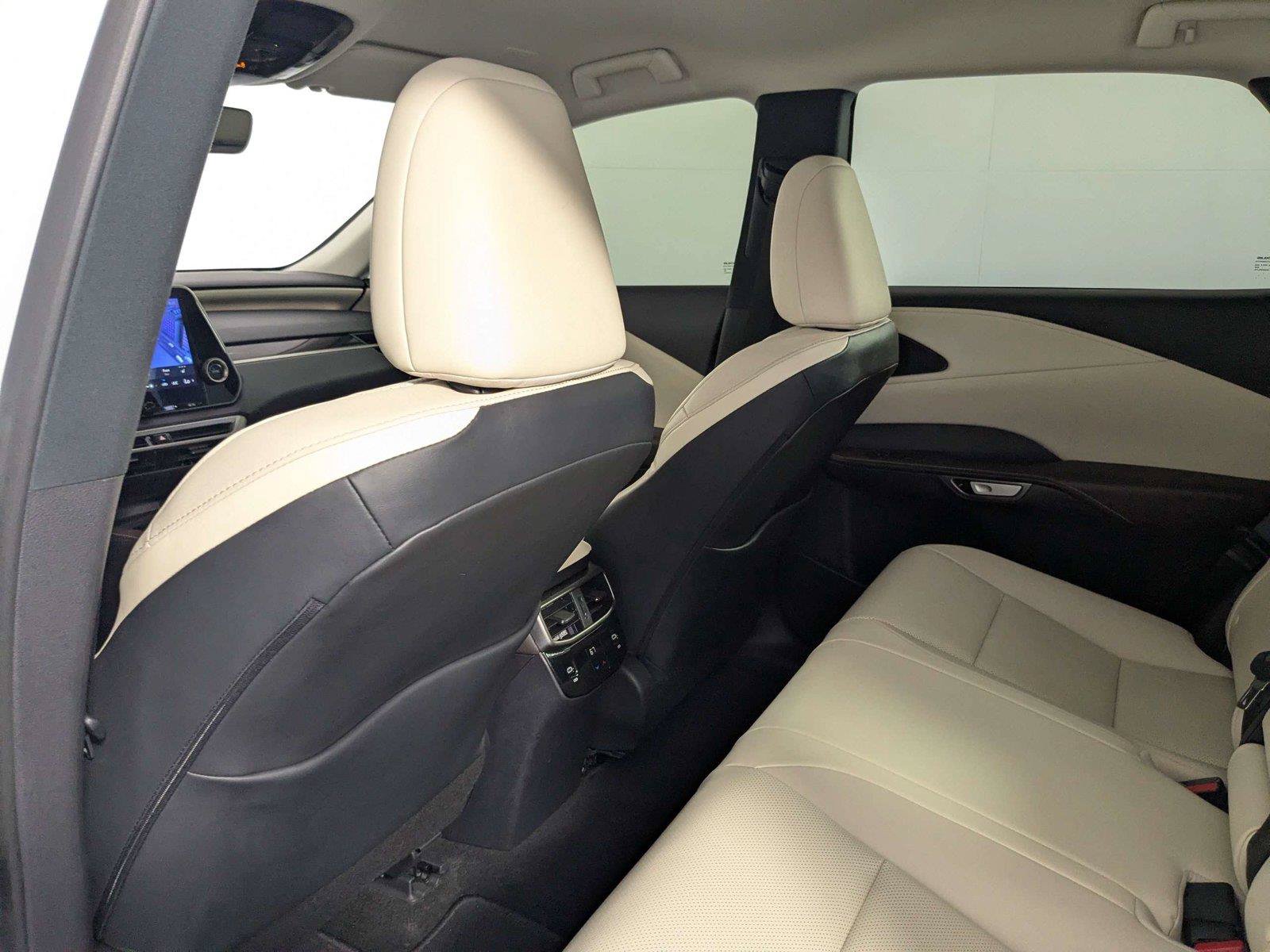 Used 2024 Lexus RX 350 FWD w/ Technology Package image 36