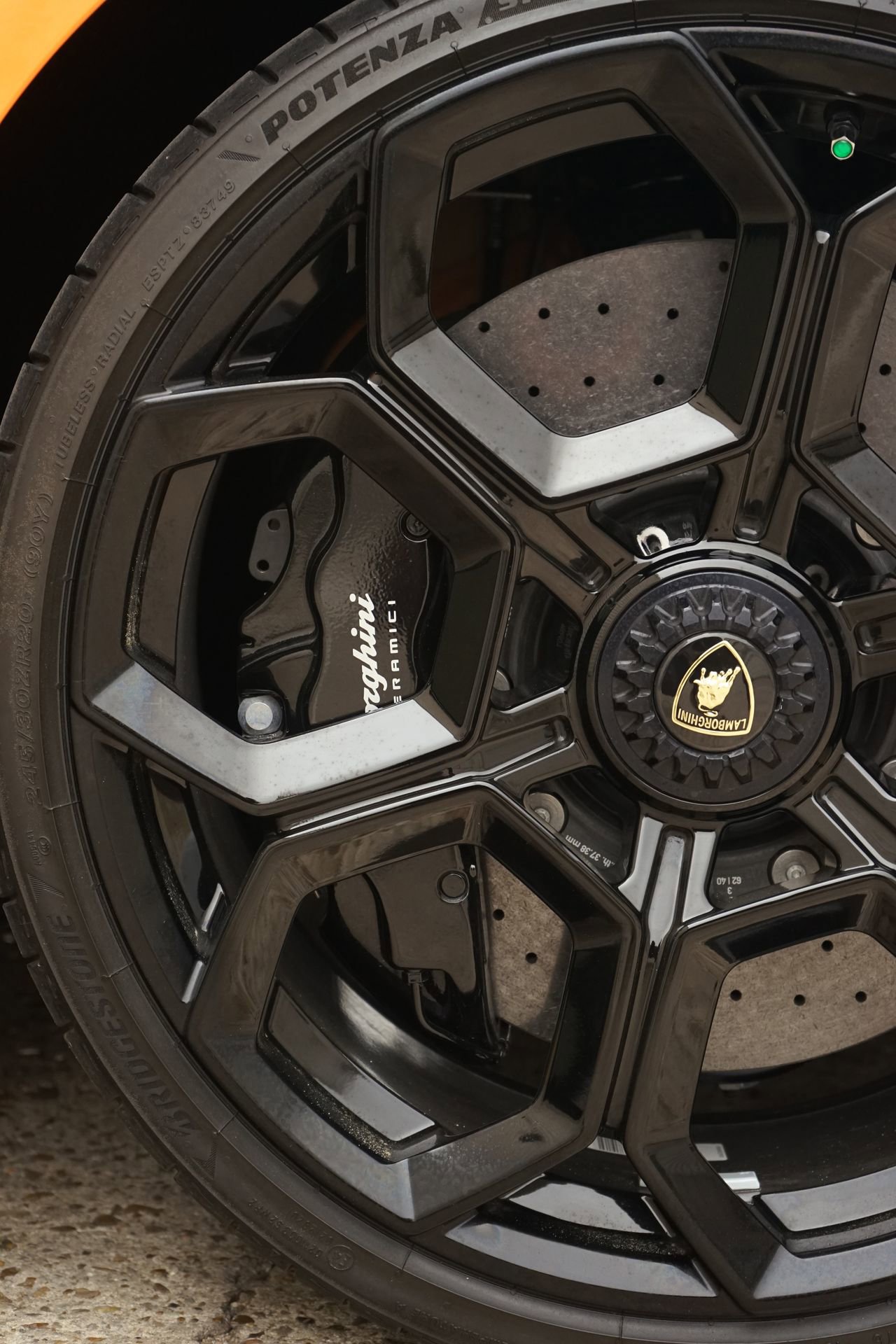 Used 2023 Lamborghini Huracan Tecnica image 30