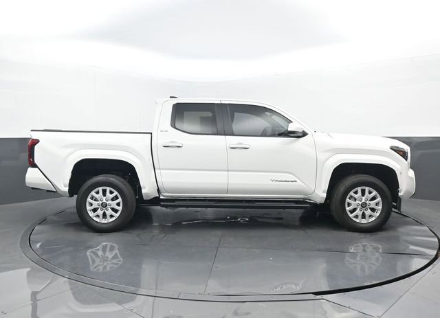 Used 2024 Toyota Tacoma SR5 image 2
