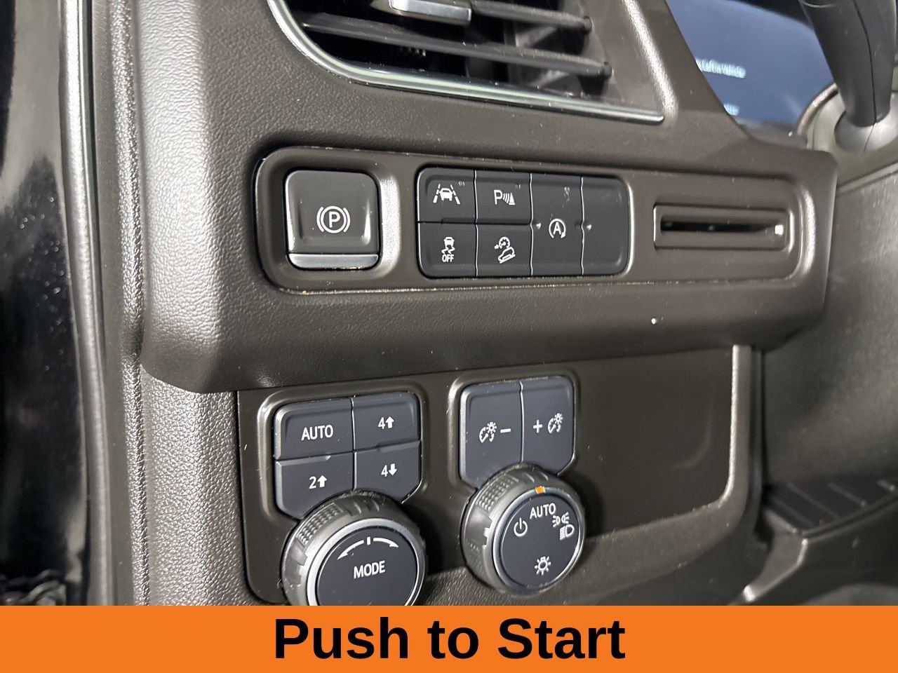 Used 2023 Chevrolet Tahoe Z71 image 9