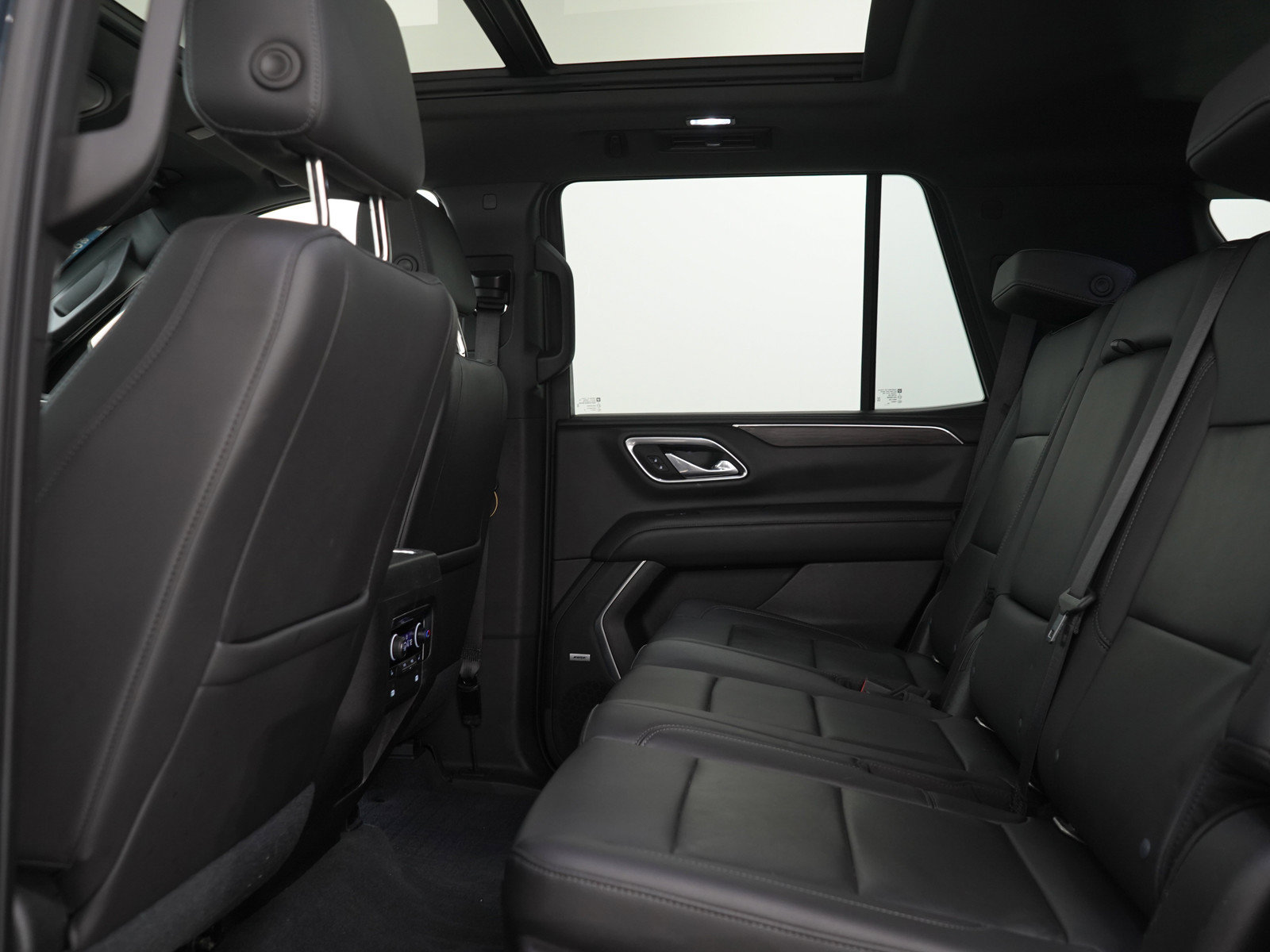 Used 2021 Chevrolet Tahoe LT w/ LT Signature Package AWD/4WD image 20