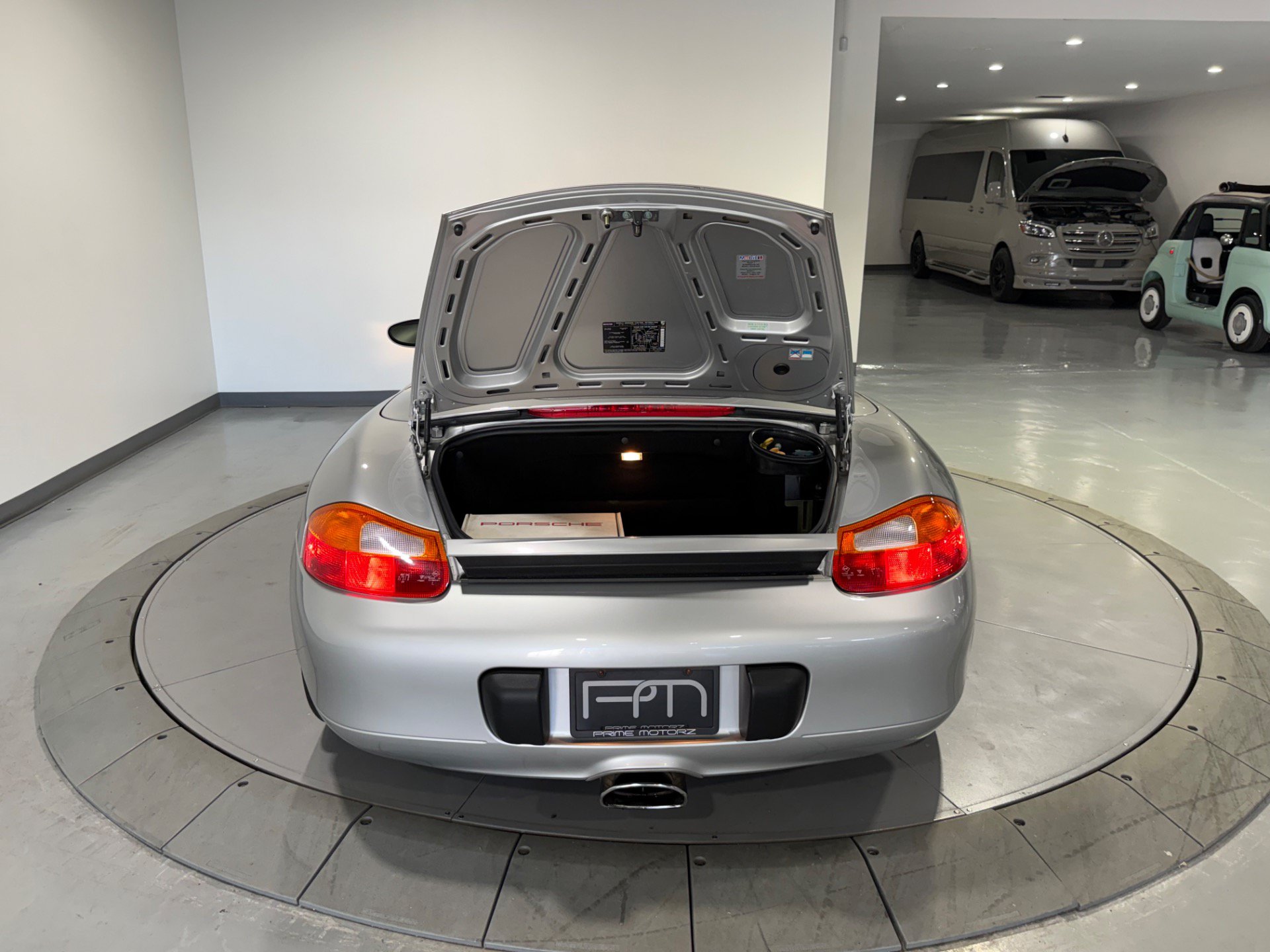 Used 2001 Porsche Boxster RWD image 17
