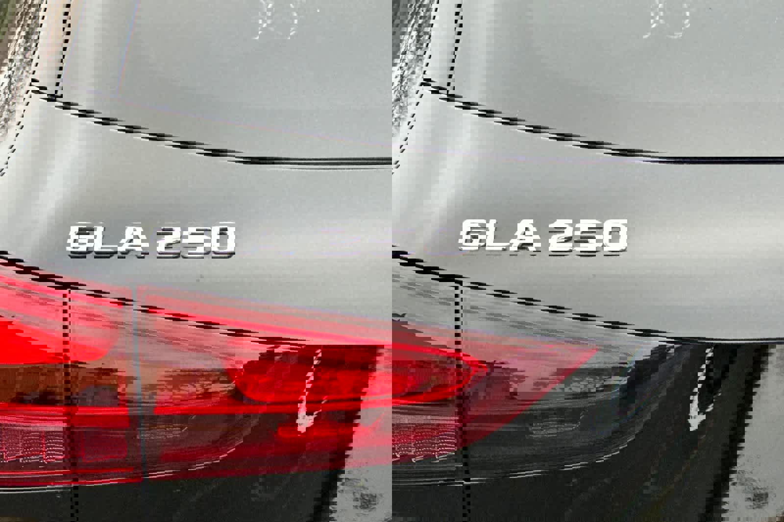 Certified 2025 Mercedes-Benz GLA 250 image 27