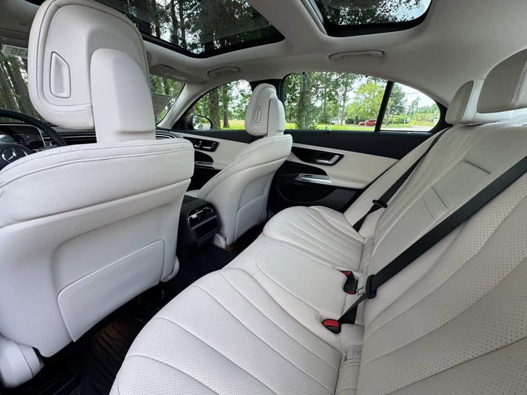 New 2026 Mercedes-Benz E 350 4MATIC Sedan image 15