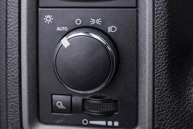 Used 2014 RAM 1500 Tradesman w/ Power & Remote Entry Group image 13