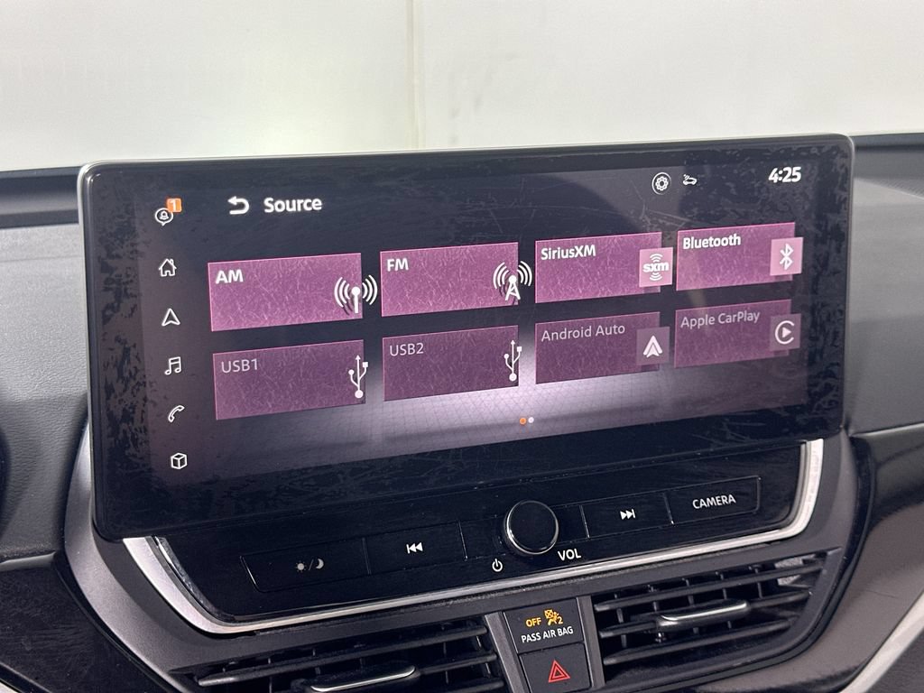 Used 2024 Nissan Altima 2.5 SR w/ SR Premium Package FWD image 30