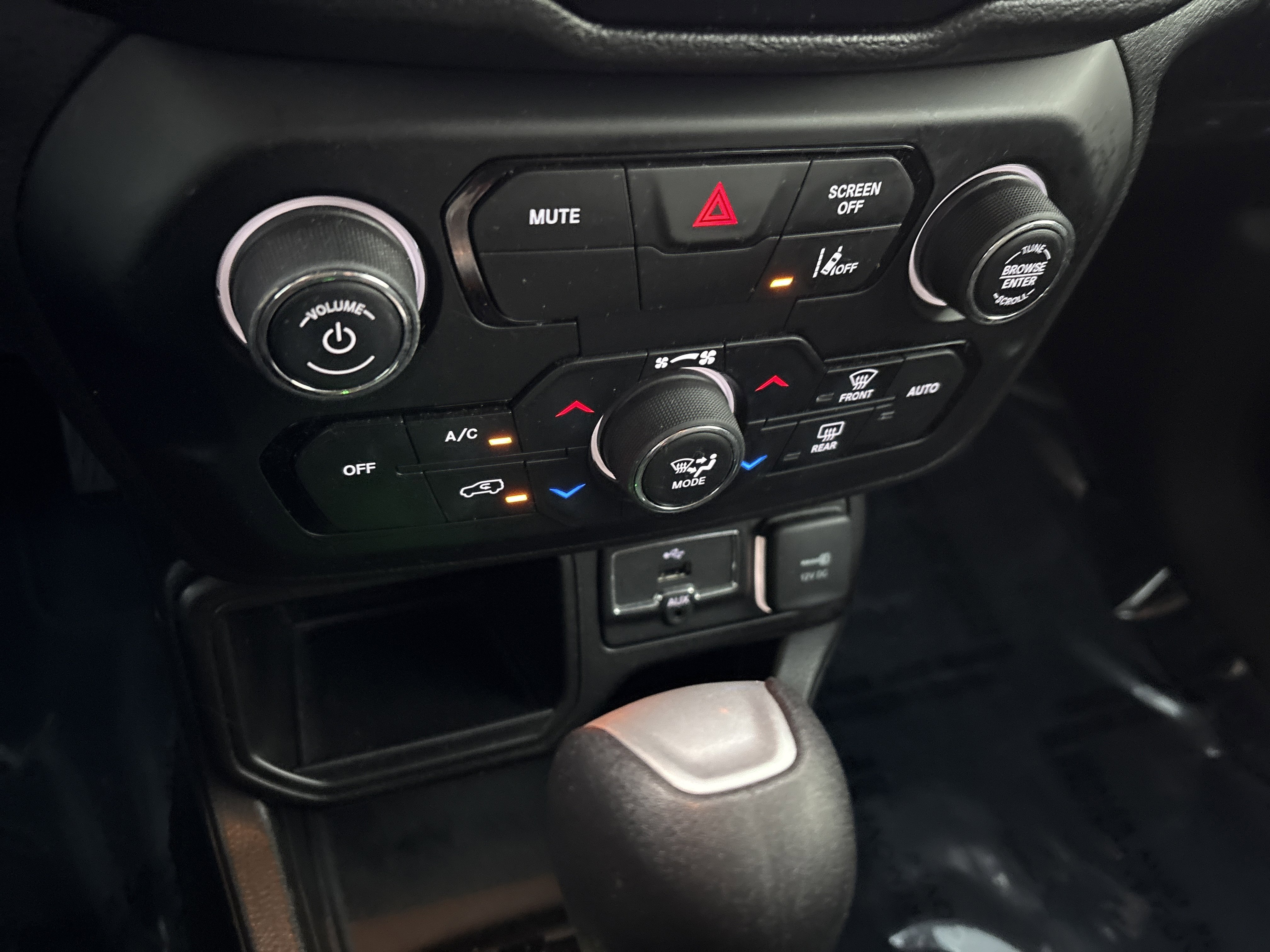 Used 2021 Jeep Renegade Sport image 29