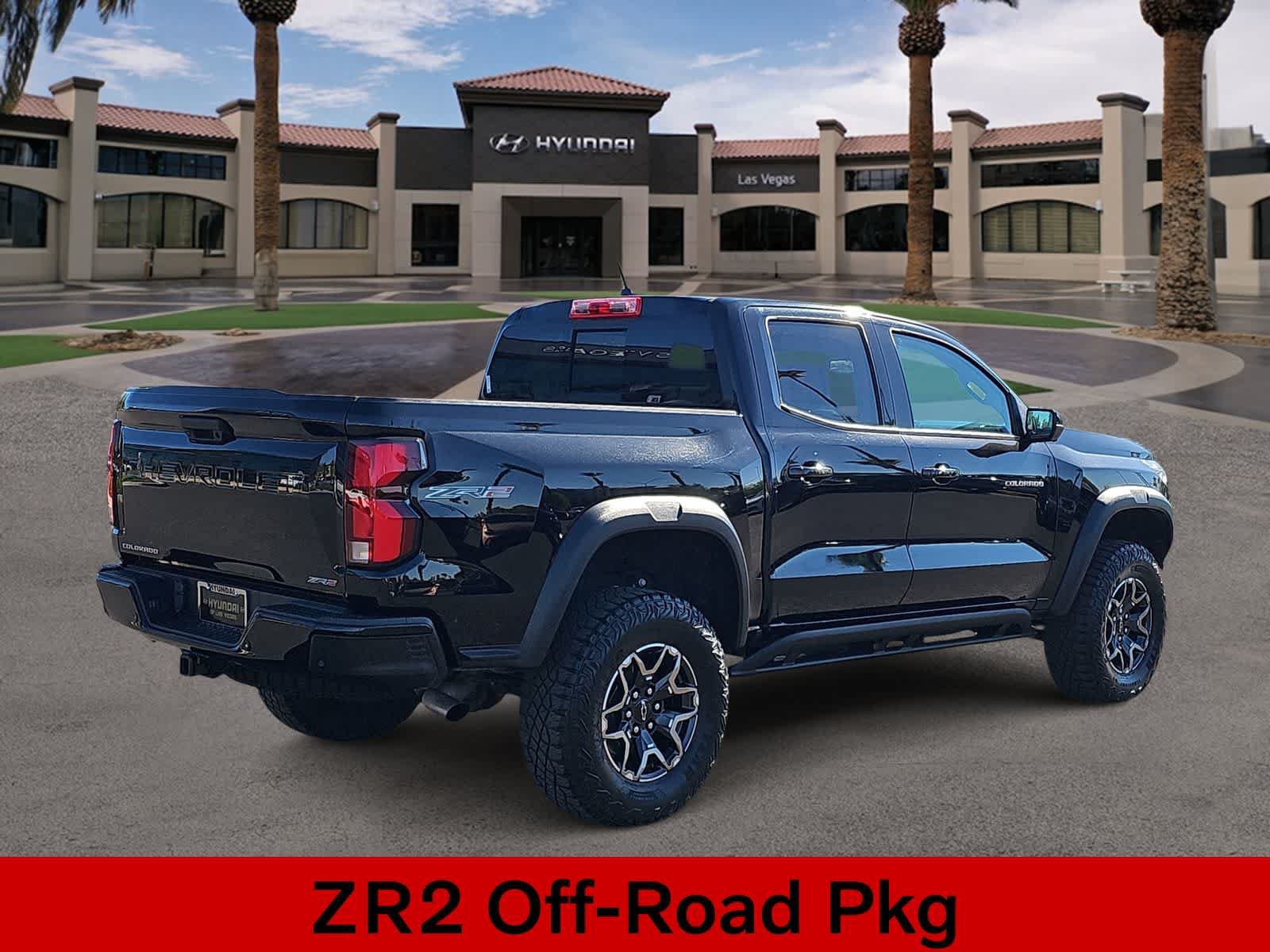 Used 2023 Chevrolet Colorado ZR2 w/ ZR2 Convenience Package III AWD/4WD image 8
