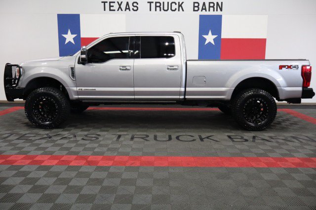 Used 2021 Ford F350 Platinum AWD/4WD image 1