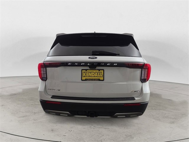 Certified 2025 Ford Explorer Active w/ Active Comfort Package image 4