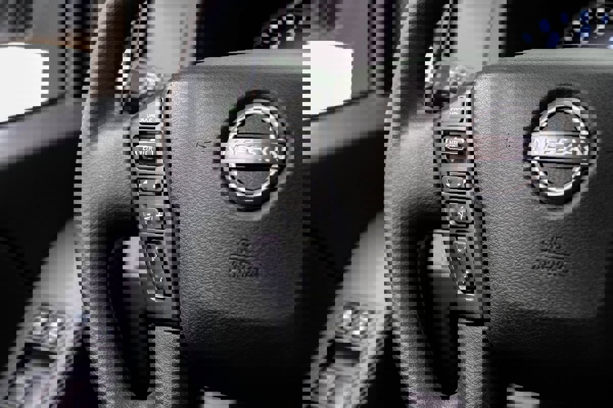 Used 2025 Nissan Frontier S image 13