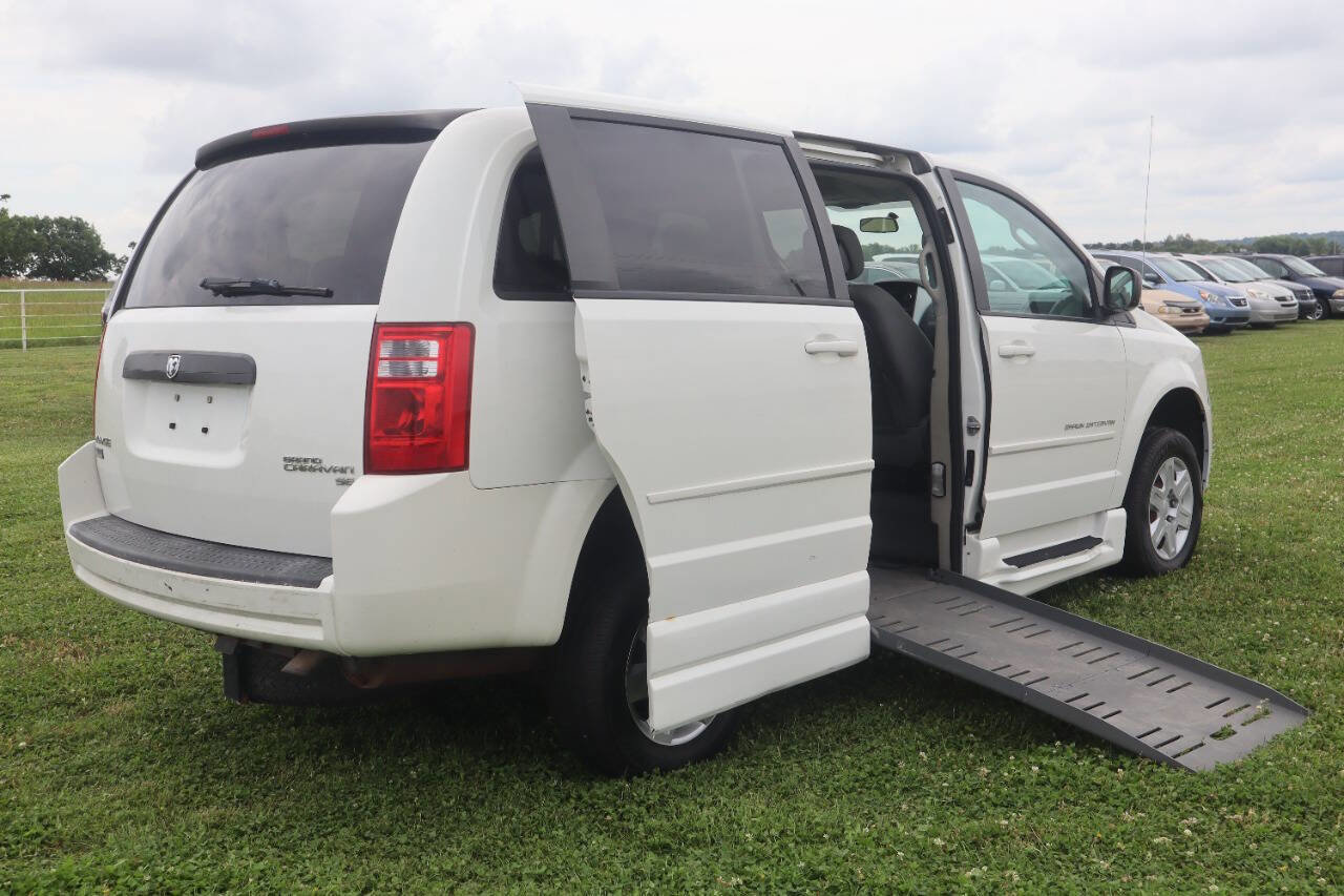 Used 2010 Dodge Grand Caravan SE w/ Popular Equipment Group FWD image 6