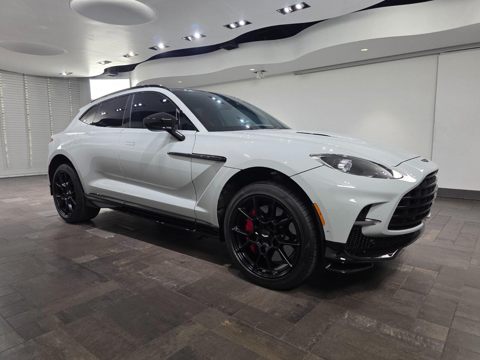 Used 2024 Aston Martin DBX 707