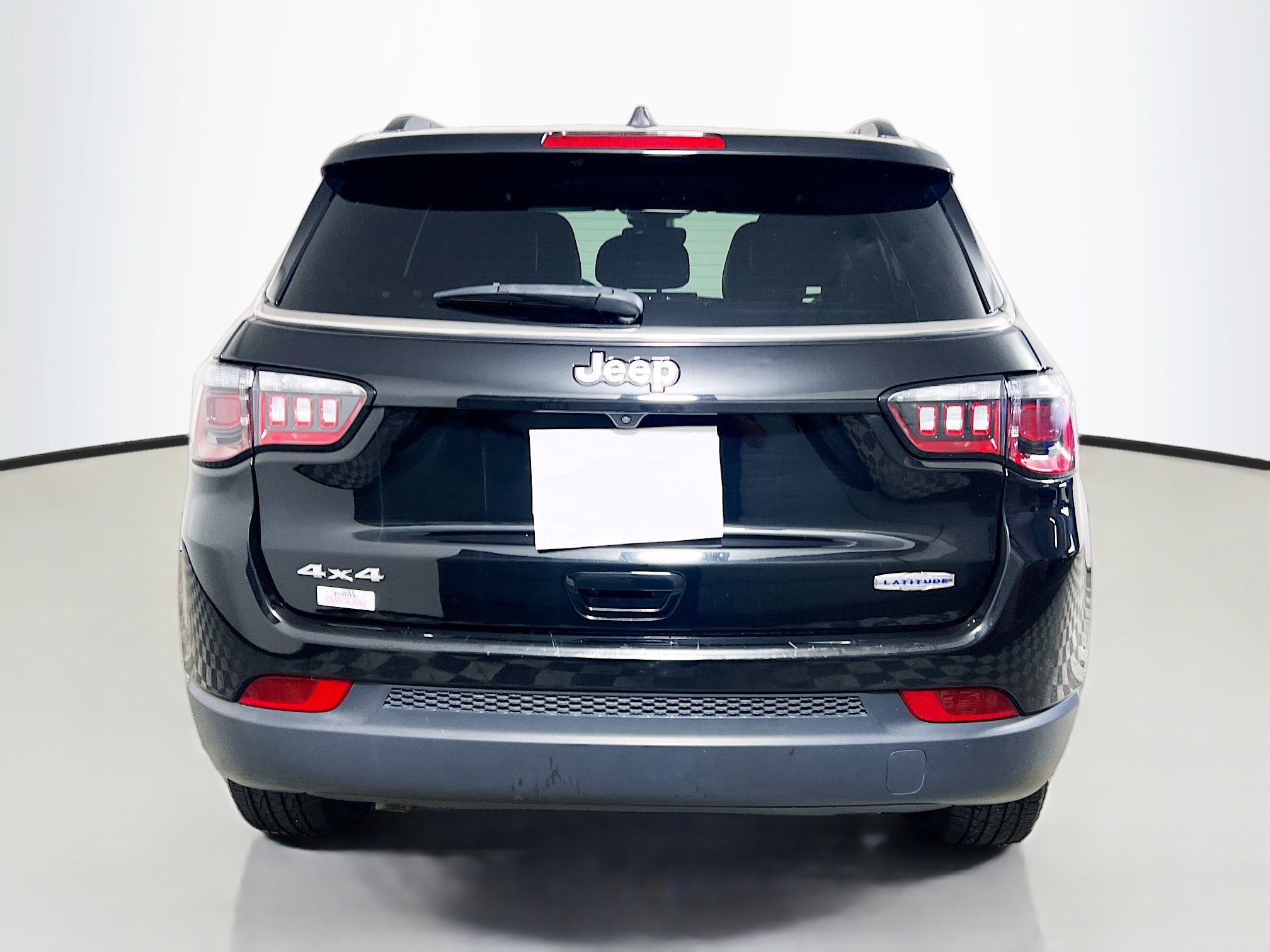 Used 2024 Jeep Compass Latitude AWD/4WD image 6